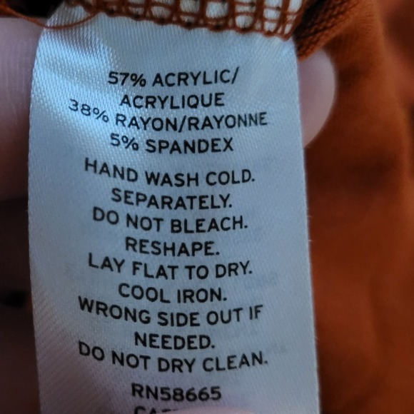 Leith Burnt Orange Sleeveless Shirred Mock Neck Blouse - Picture 8 of 9